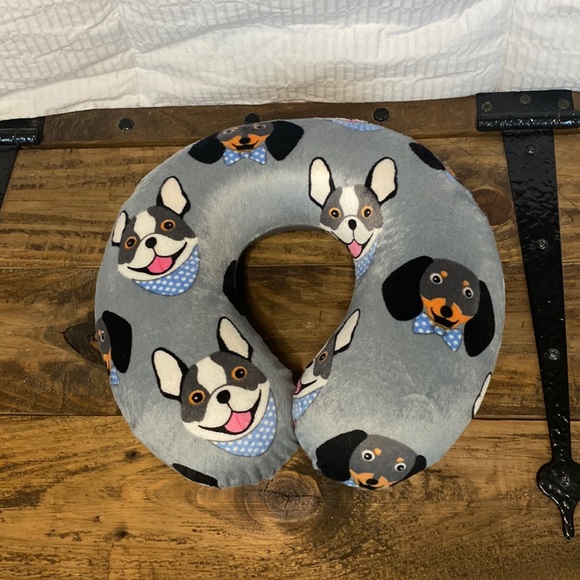 Other - NWOT Memory Foam Neck Pillow
